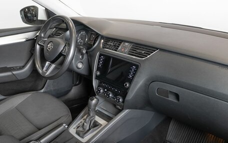 Skoda Octavia, 2019 год, 1 688 600 рублей, 7 фотография