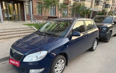 Skoda Fabia II, 2012 год, 600 000 рублей, 3 фотография