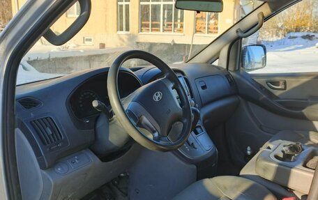 Hyundai Grand Starex Grand Starex I рестайлинг 2, 2009 год, 1 200 000 рублей, 6 фотография