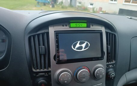 Hyundai Grand Starex Grand Starex I рестайлинг 2, 2009 год, 1 200 000 рублей, 23 фотография