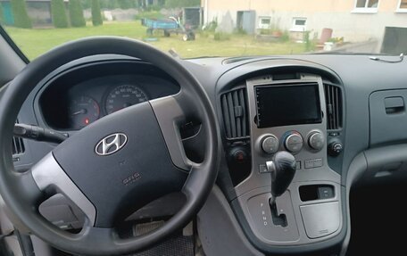 Hyundai Grand Starex Grand Starex I рестайлинг 2, 2009 год, 1 200 000 рублей, 30 фотография