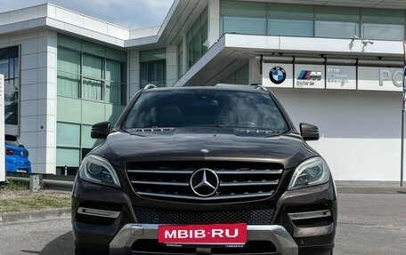 Mercedes-Benz M-Класс, 2012 год, 2 097 000 рублей, 2 фотография