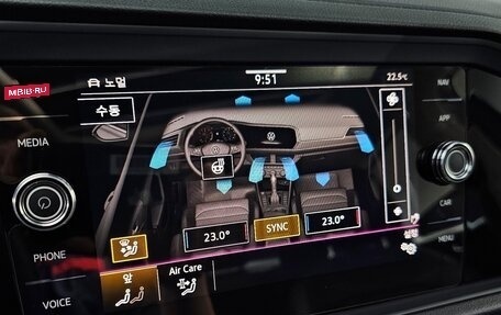 Volkswagen Jetta VII, 2021 год, 2 370 000 рублей, 11 фотография