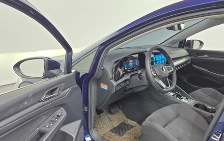 Volkswagen Golf VIII, 2022 год, 2 171 000 рублей, 5 фотография