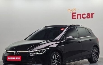 Volkswagen Golf VIII, 2022 год, 2 437 000 рублей, 1 фотография