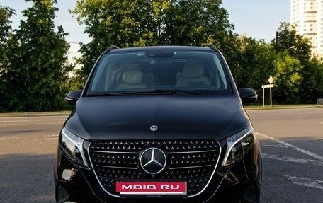 Mercedes-Benz V-Класс, 2024 год, 10 000 000 рублей, 8 фотография