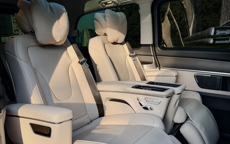 Mercedes-Benz V-Класс, 2024 год, 10 000 000 рублей, 31 фотография