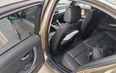 BMW 3 серия, 2006 год, 900 000 рублей, 13 фотография