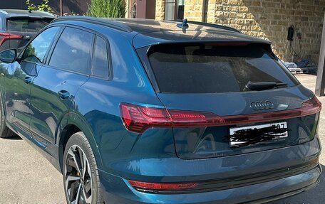Audi e-tron I, 2022 год, 5 850 000 рублей, 5 фотография