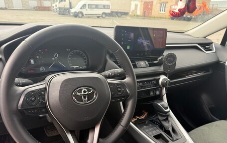 Toyota RAV4, 2025 год, 3 700 000 рублей, 2 фотография