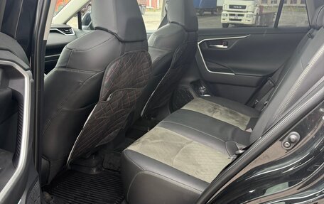 Toyota RAV4, 2025 год, 3 700 000 рублей, 4 фотография