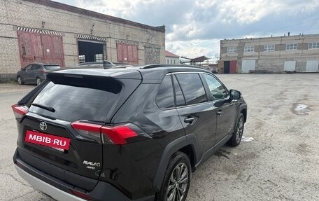Toyota RAV4, 2025 год, 3 700 000 рублей, 11 фотография
