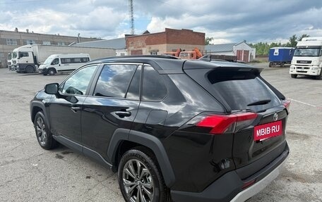 Toyota RAV4, 2025 год, 3 700 000 рублей, 13 фотография