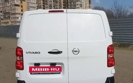 Opel Vivaro, 2022 год, 2 500 000 рублей, 5 фотография