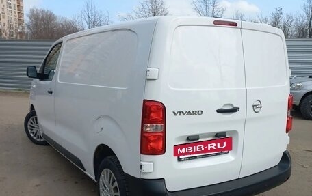 Opel Vivaro, 2022 год, 2 500 000 рублей, 8 фотография