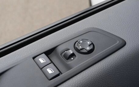 Opel Vivaro, 2022 год, 2 500 000 рублей, 23 фотография