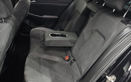 Volkswagen Golf VIII, 2022 год, 2 437 000 рублей, 6 фотография