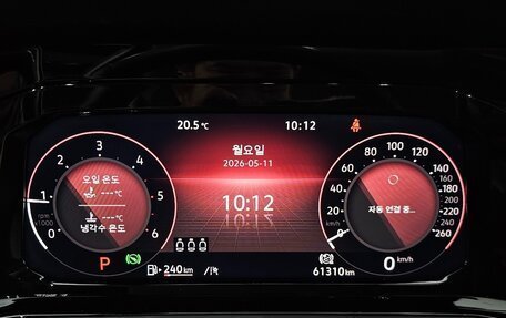 Volkswagen Golf VIII, 2022 год, 2 437 000 рублей, 9 фотография