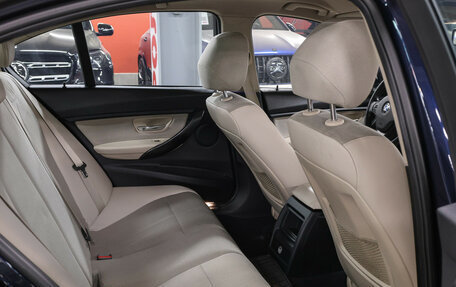 BMW 3 серия, 2016 год, 2 500 000 рублей, 13 фотография