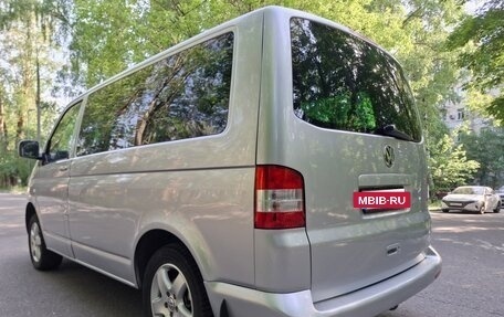 Volkswagen Caravelle T5, 2007 год, 1 660 000 рублей, 9 фотография