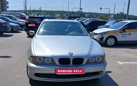 BMW 5 серия, 2002 год, 350 000 рублей, 1 фотография