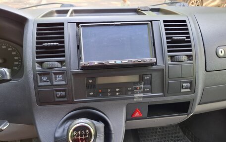 Volkswagen Caravelle T5, 2007 год, 1 660 000 рублей, 12 фотография