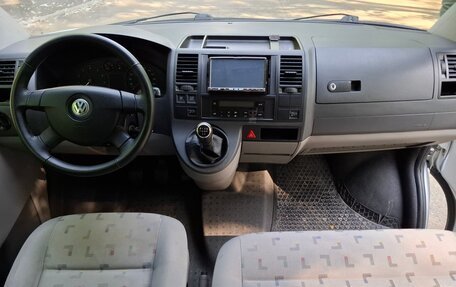 Volkswagen Caravelle T5, 2007 год, 1 660 000 рублей, 20 фотография