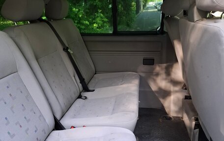 Volkswagen Caravelle T5, 2007 год, 1 660 000 рублей, 18 фотография