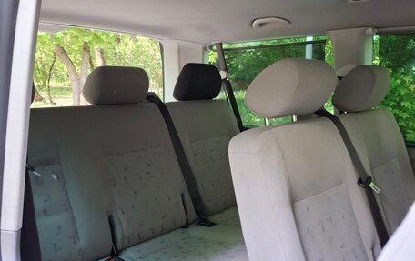 Volkswagen Caravelle T5, 2007 год, 1 660 000 рублей, 21 фотография