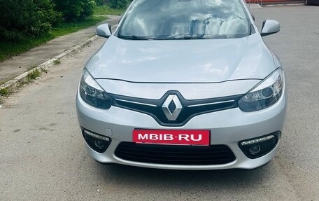 Renault Fluence I, 2014 год, 860 000 рублей, 2 фотография