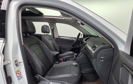 Volkswagen Tiguan II, 2023 год, 3 211 000 рублей, 7 фотография