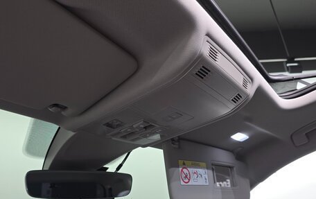 Volkswagen Tiguan II, 2023 год, 3 211 000 рублей, 19 фотография