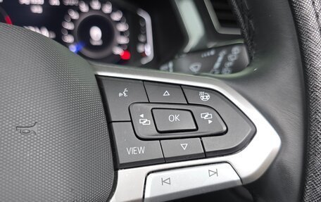 Volkswagen Tiguan II, 2023 год, 3 211 000 рублей, 18 фотография