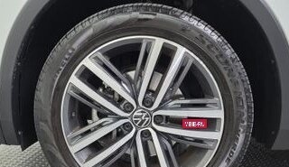 Volkswagen Tiguan II, 2023 год, 3 211 000 рублей, 22 фотография