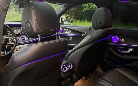 Mercedes-Benz E-Класс, 2021 год, 5 800 000 рублей, 17 фотография