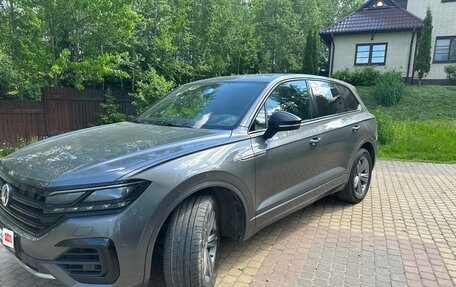 Volkswagen Touareg III, 2019 год, 5 250 000 рублей, 4 фотография
