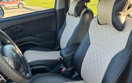 Mitsubishi Outlander III рестайлинг 3, 2012 год, 1 300 000 рублей, 7 фотография