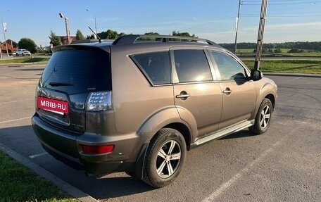 Mitsubishi Outlander III рестайлинг 3, 2012 год, 1 300 000 рублей, 4 фотография