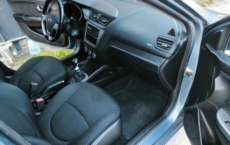 KIA Rio III рестайлинг, 2015 год, 980 000 рублей, 14 фотография