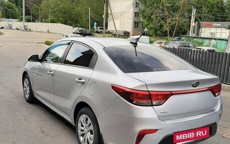 KIA Rio IV, 2017 год, 1 380 000 рублей, 6 фотография