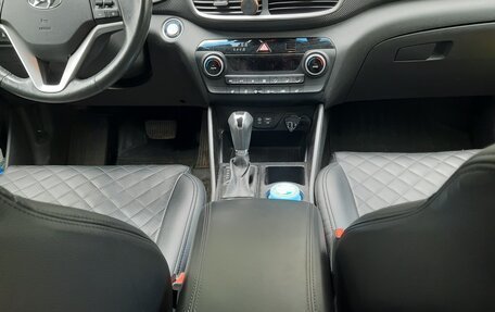 Hyundai Tucson III, 2019 год, 2 050 000 рублей, 6 фотография