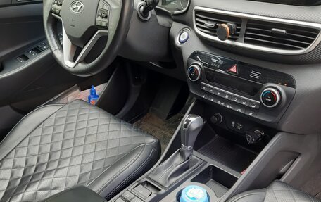 Hyundai Tucson III, 2019 год, 2 050 000 рублей, 7 фотография