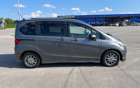 Honda Freed I, 2010 год, 950 000 рублей, 3 фотография