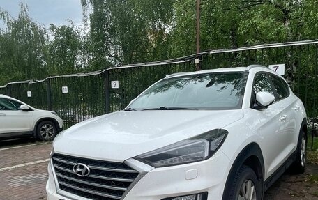 Hyundai Tucson III, 2019 год, 2 050 000 рублей, 2 фотография