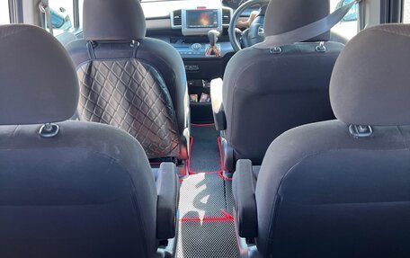 Honda Freed I, 2010 год, 950 000 рублей, 13 фотография