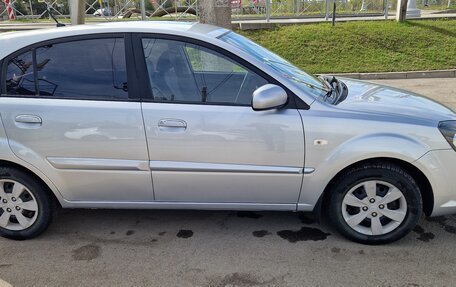 KIA Rio II, 2010 год, 595 000 рублей, 2 фотография