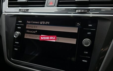 Volkswagen Tiguan II, 2022 год, 2 802 000 рублей, 13 фотография