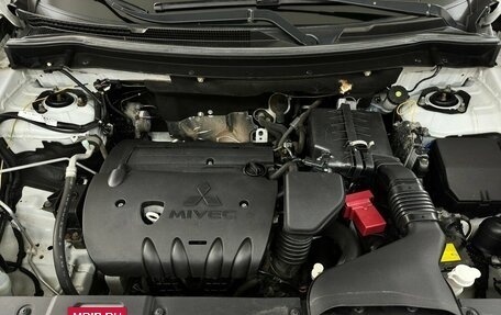Mitsubishi Outlander III рестайлинг 3, 2014 год, 1 350 000 рублей, 13 фотография