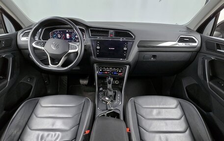Volkswagen Tiguan II, 2022 год, 2 560 000 рублей, 8 фотография
