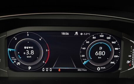 Volkswagen Tiguan II, 2022 год, 2 560 000 рублей, 12 фотография